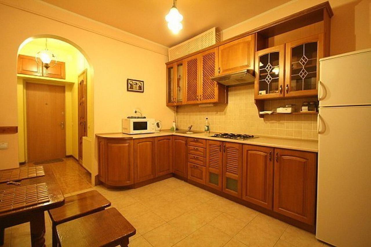 Historical Centre Apartments Lviv Exterior foto